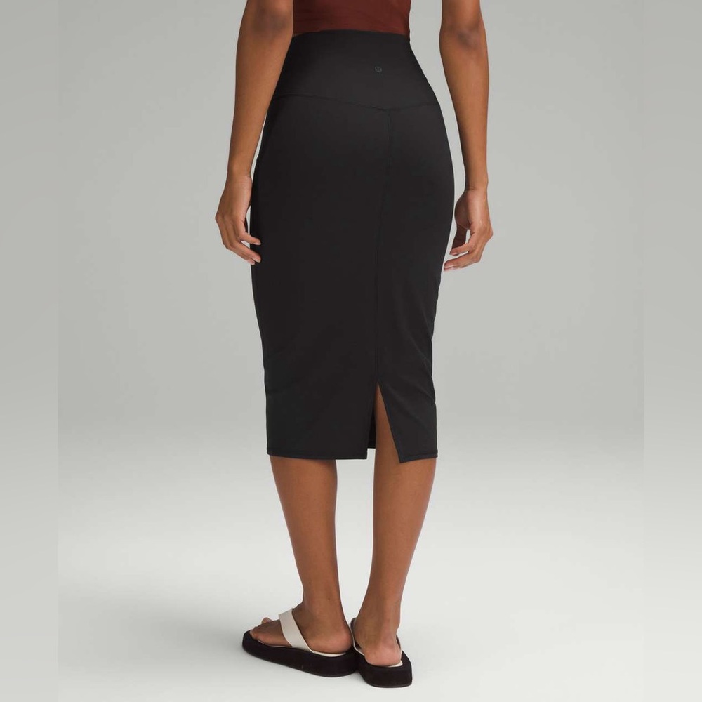 Lululemon | Nulu Slim-Fit HR Skirt - Picture 6 of 6